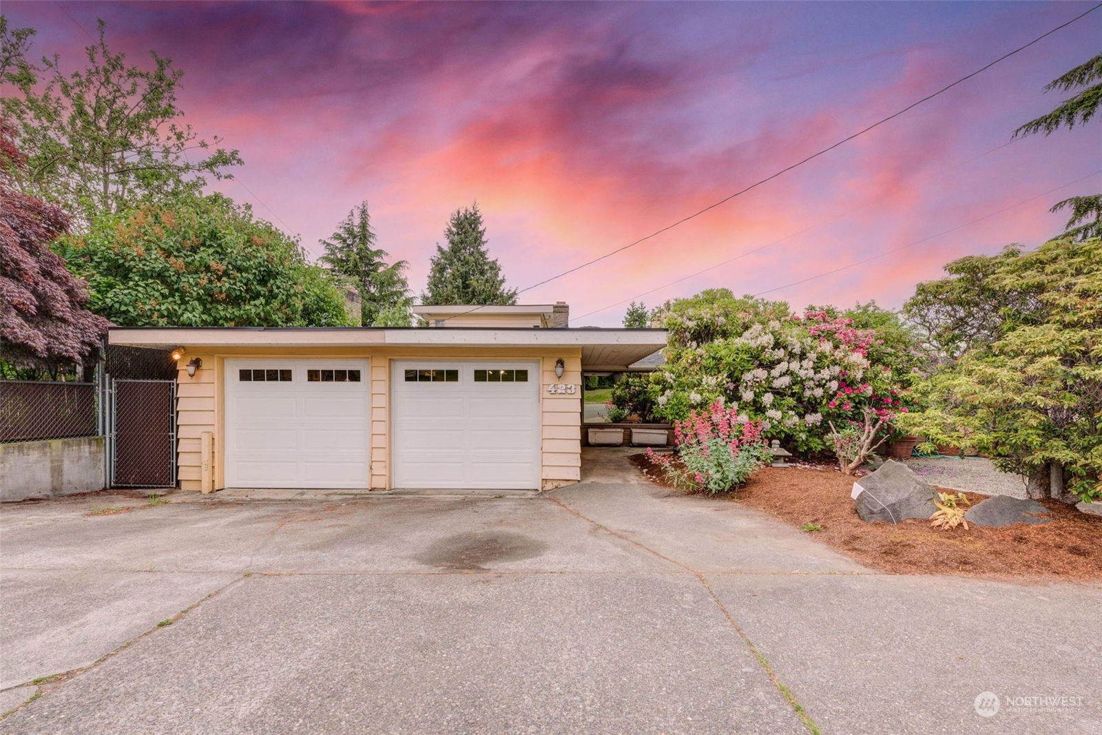 423 3rd Avenue N, Edmonds, 98020