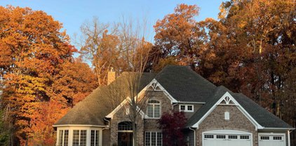56205 Whispering Hill Drive, Bristol