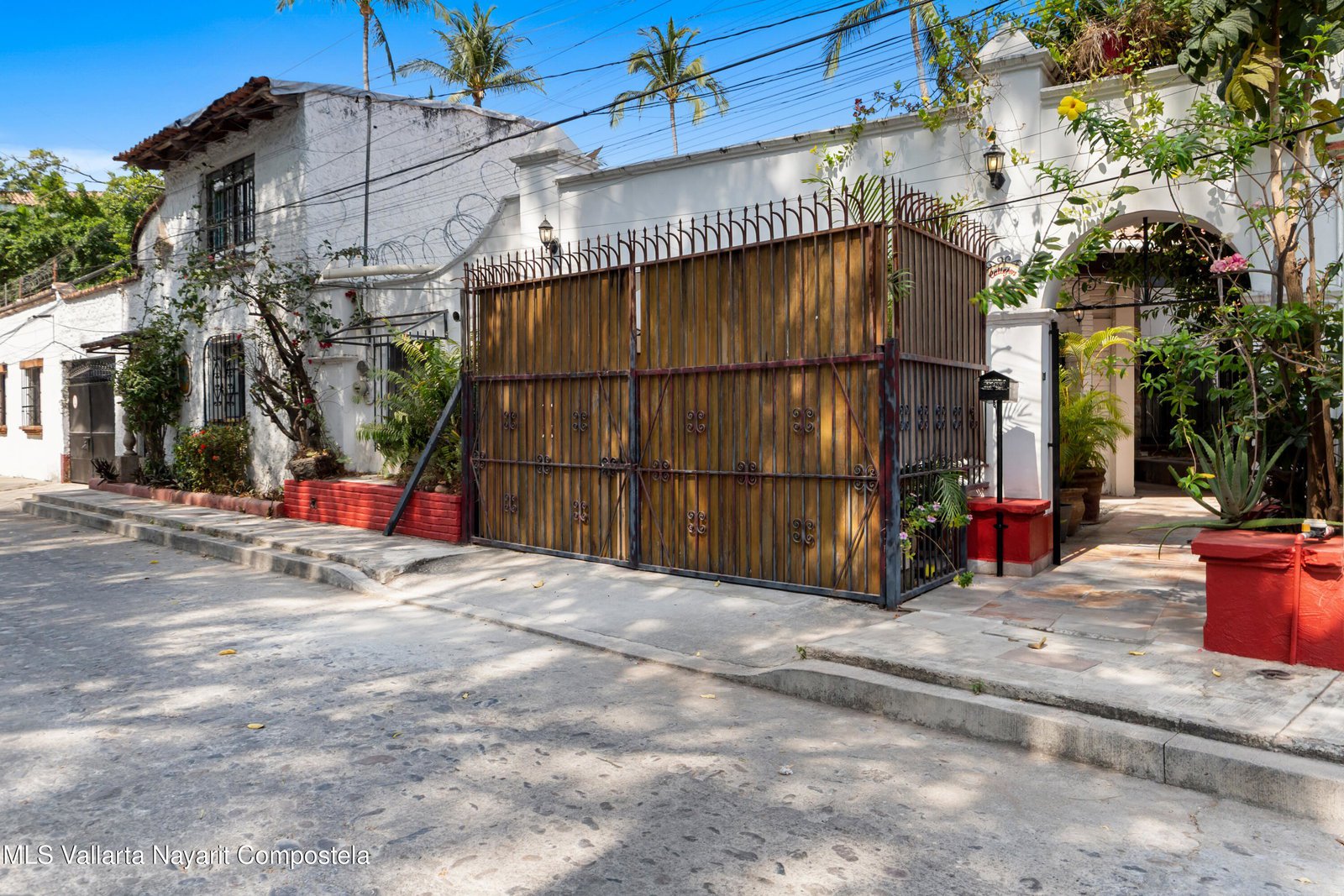 3 Callejon del Limon 3 Unit 1, Puerto Vallarta, JALISCO N/A — Palmar de Aramara