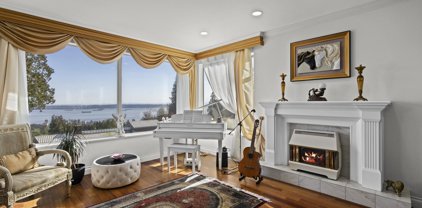 2206 Westhill Drive, West Vancouver