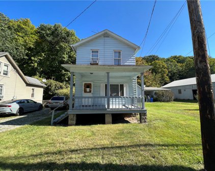 908 Hayden Blvd, Elizabeth Twp/Boro