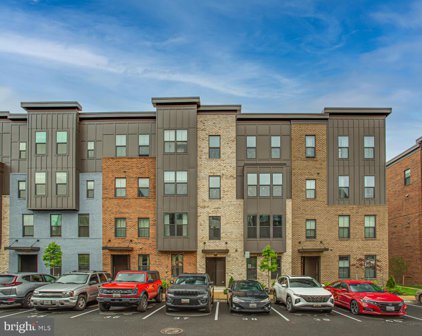 10119 Seattle Slew Ln Unit #14, Laurel