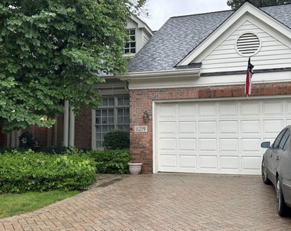 11219 E Chesapeake Place, Westchester