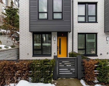 9278 Slopes Mews Unit 15, Burnaby