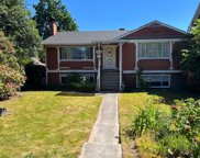 429 E 11th Street, North Vancouver image