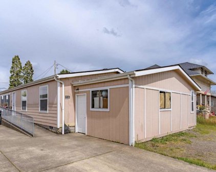 955 21st Av