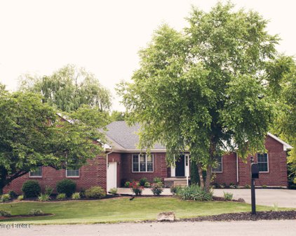 110 Woodhill Rd, Bardstown
