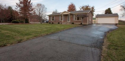366 Fisher Ln, Mt Washington