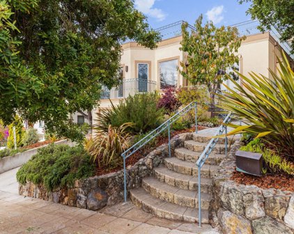511 Santa Barbara Rd, Berkeley
