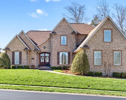 124 Copperstone Circle, Clarksville