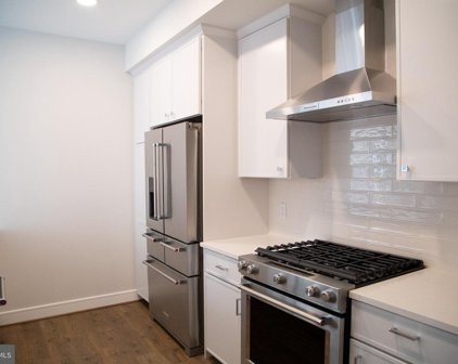 625 Slaters Ln Unit #301, Alexandria