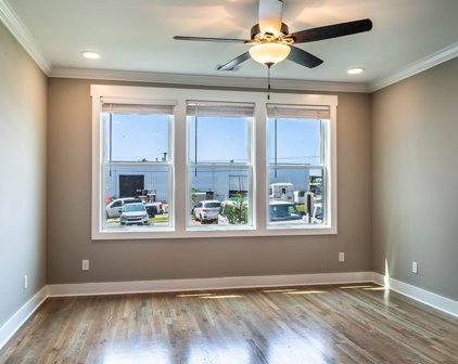 953 N 44th Ave Unit #203, Nashville