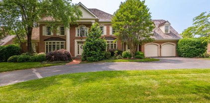9708 Avenel Farm Dr, Potomac