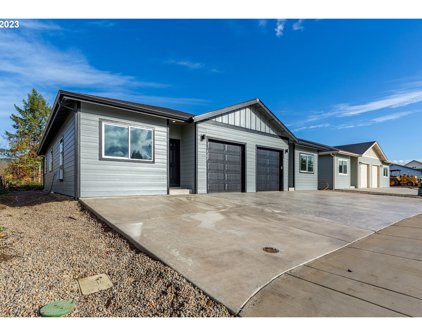 4502 Live Oak, Sweet Home
