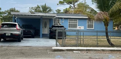 1615 Nw 126th St, North Miami