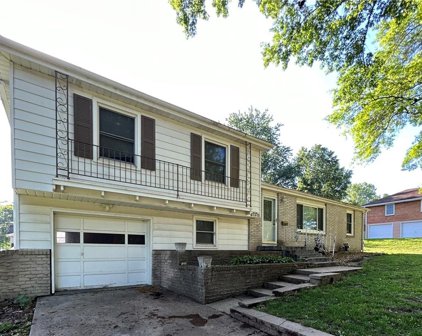 3721 S Woodland Avenue, Independence