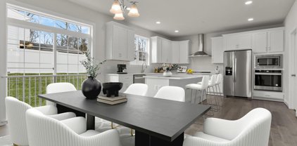6813 Martin Road, Columbia