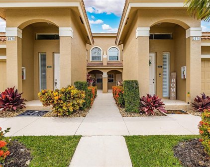2530 Aspen Creek Lane Unit 102, Naples