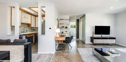 837 N West Knoll Dr Unit 310, West Hollywood