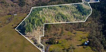 2685 NEWTON CREEK RD, Roseburg