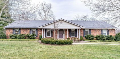 279 Oak Crest Dr, Shelbyville