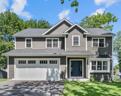 33 Ridge St, Arlington