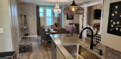 711 Hill Top Dr, Cumberland