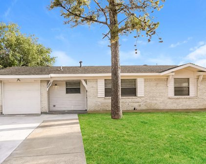 2947 Old North  Road, Farmers Branch