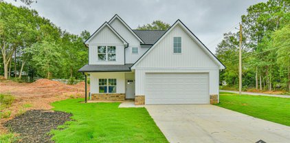 14 Poplar Street, Hartwell
