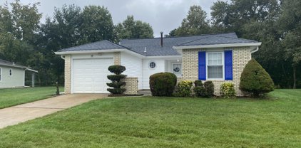 17 Rainier Drive, Brick