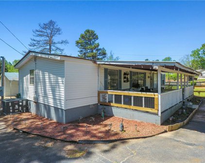 5810 Nobb Hill Drive, Gainesville