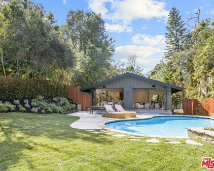 17140 Rancho Street, Encino
