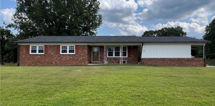5628 Nc Highway 62, Trinity