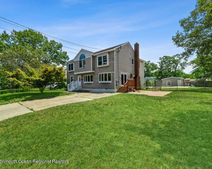 46 6th Street, Hazlet