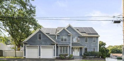 33 Bridge St, Needham