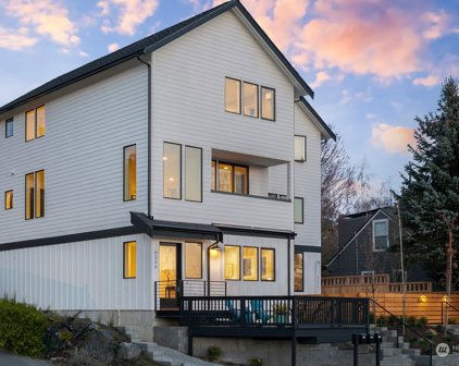 6256 Vassar Avenue NE Unit #1, Seattle