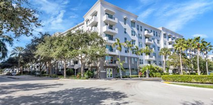 2421 Ne 65th St Unit #211, Fort Lauderdale