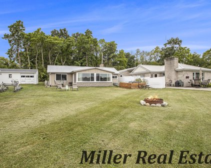 364 Barlow Cove Drive, Middleville