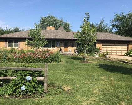 727 S Bristol Lane, Arlington Heights