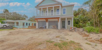 213 Cedar Ave., New Smyrna Beach