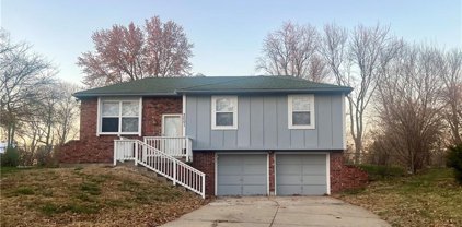 3001 NW Milford Place, Blue Springs