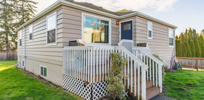 5764 2nd Avenue, Ferndale