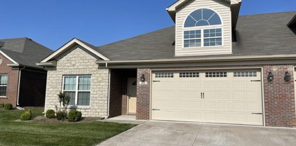 261 Twin Spring Ct, Shelbyville