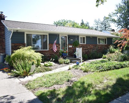 142 N WILSON, Mt. Clemens