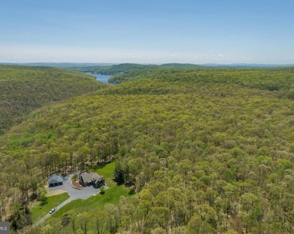 235 Limousin Ridge Rd, Mc Henry