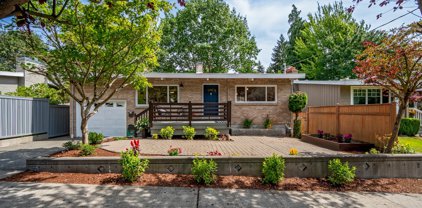 6232 39th Avenue NE, Seattle