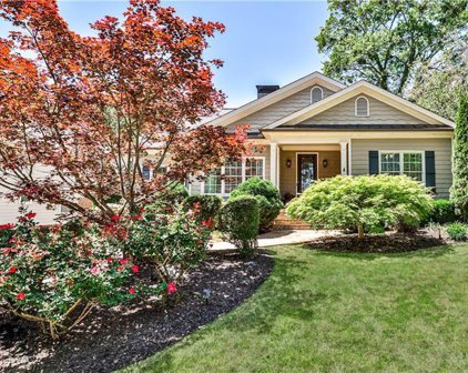 2514 Thompson Ne Road, Brookhaven