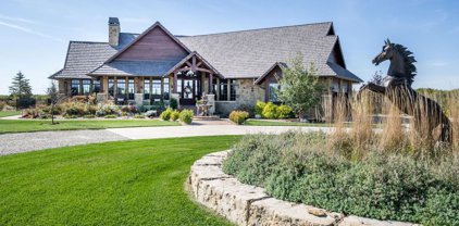 1051 N Blackstone Rd, Milton