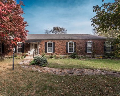 6307 Oak Lea Dr, Crestwood