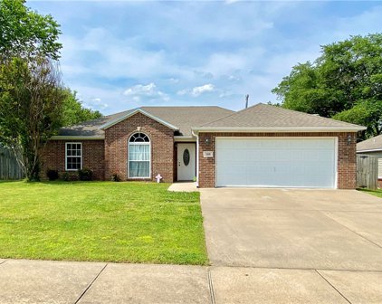 309 Ryan  Court, Siloam Springs